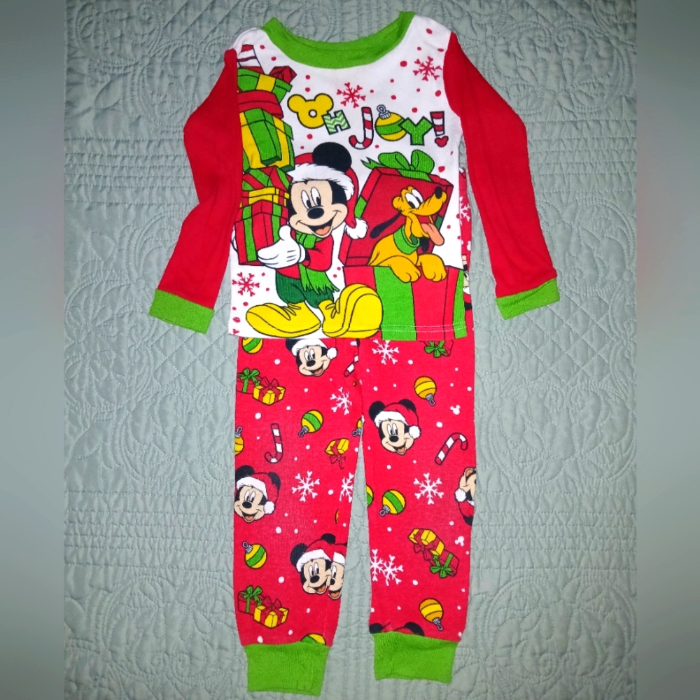 Disney 2 Piece Mickey Mouse and Pluto Kids Pajama Set